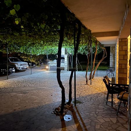 Apartmani Mendula Budua Esterno foto